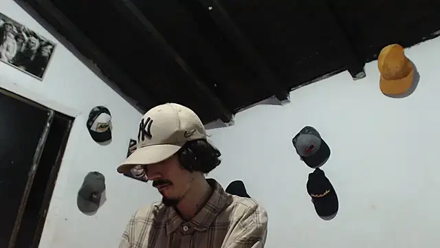 Pertunjukan Kamera Web sk8-sir