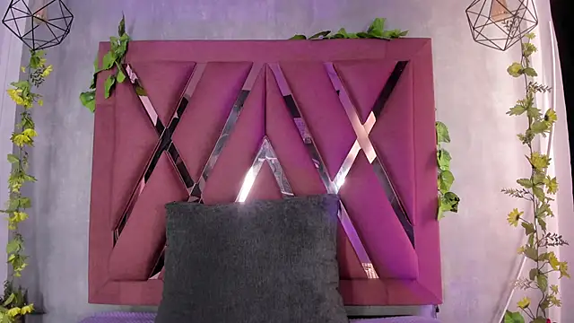 morgana_white Adlı Modelin Web Kamerası Şovu