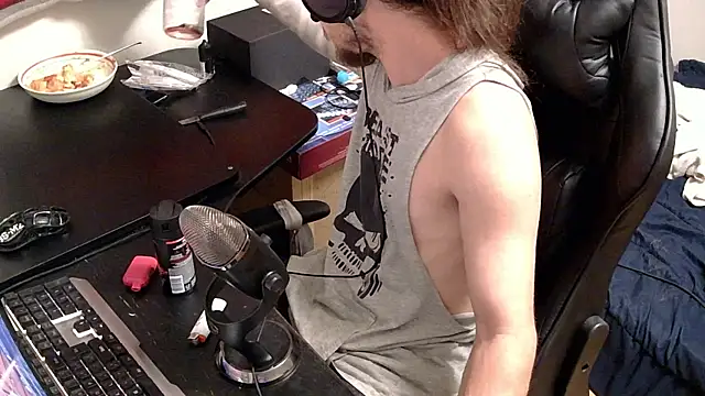 LilWhyteBoiGamer Show Webcam