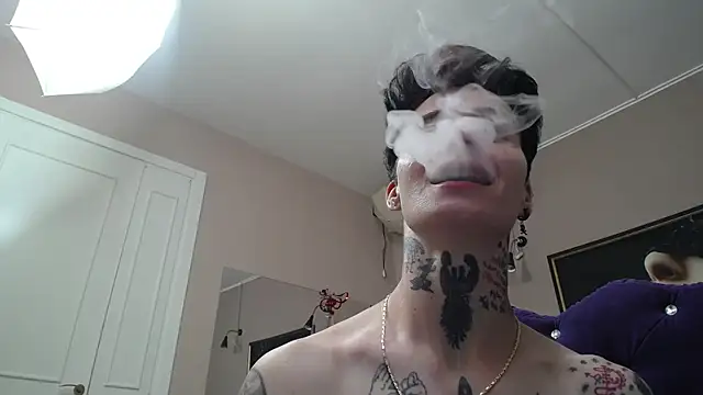 KennyXSX Adlı Modelin Canlı XXX Sohbeti