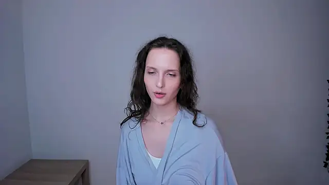 Ariadna_ShyのライブXXXチャット