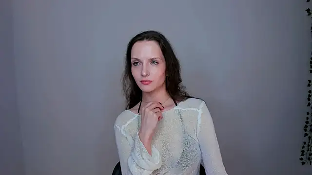 Chat +18 de Ariadna_Shy ao vivo