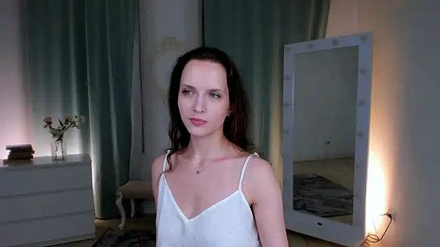 Ariadna_Shy XXX чат на живо