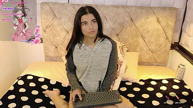 צ'אט XXX בשידור חי של Georgia_Candy