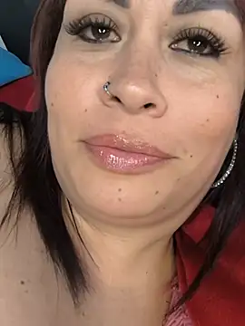 צ'אט XXX בשידור חי של Natymendoza998