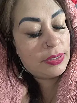 Natymendoza998 Adlı Modelin Canlı XXX Sohbeti