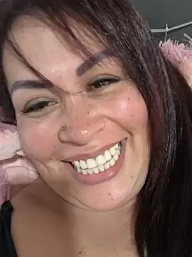 Chat +18 de Natymendoza998 ao vivo