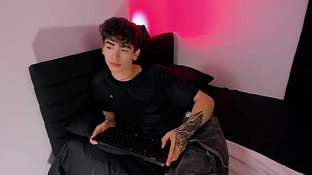 عرض كام Axel_InkShade_