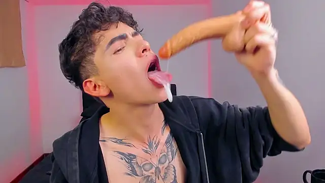 Show modela Twink_Axel69 na web-kameri