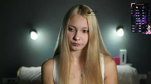 צ'אט XXX בשידור חי של angel_lin