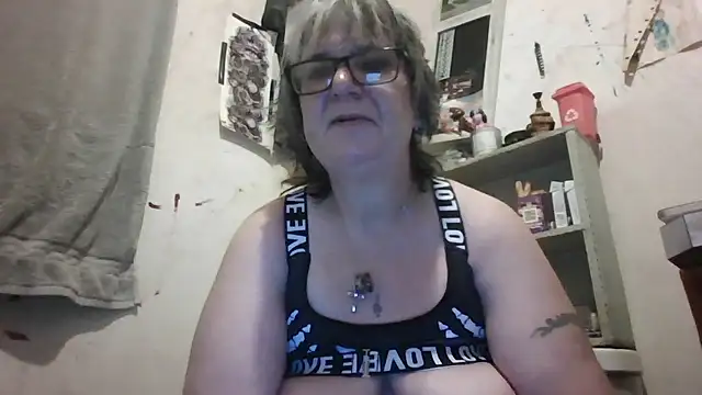 becky1111's Webcam Show