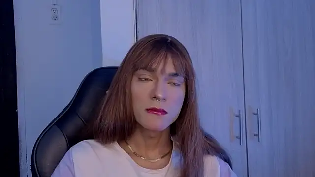 tiffanyy_777n Webbikameraesitys
