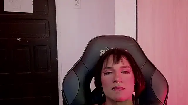 tiffanyy_777 Шоу с уебкамера