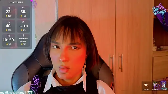 tiffanyy_777's Webcam Show