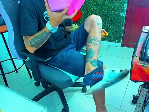 Boy_tatto77 Webcam-Show