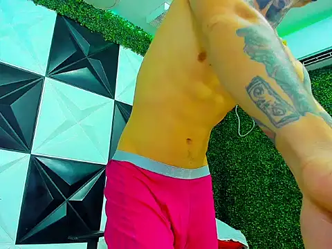 Boy_tatto77 Webcam Show