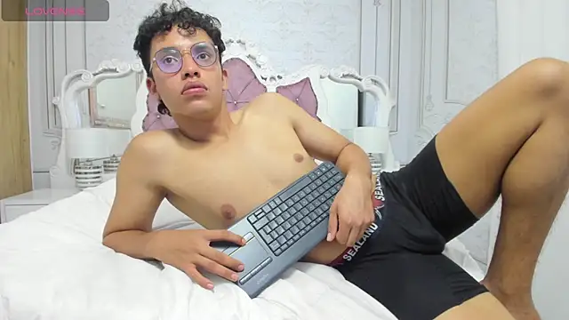 wildboy22_ – webcam-show