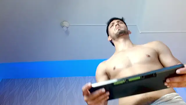 HarryFosster 网络视讯表演