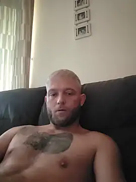 10AlphaPapa01 Webcamshow