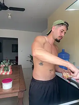 guzzfit Webcam Show