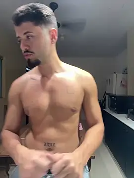 guzzfit Show in webcam