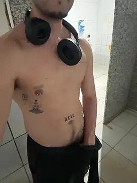 guzzfit Pertunjukan Webcam
