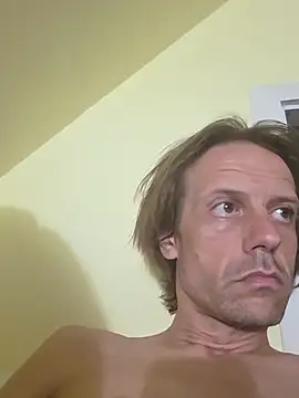Danny543267: διαδικτυακό σόου στην κάμερα