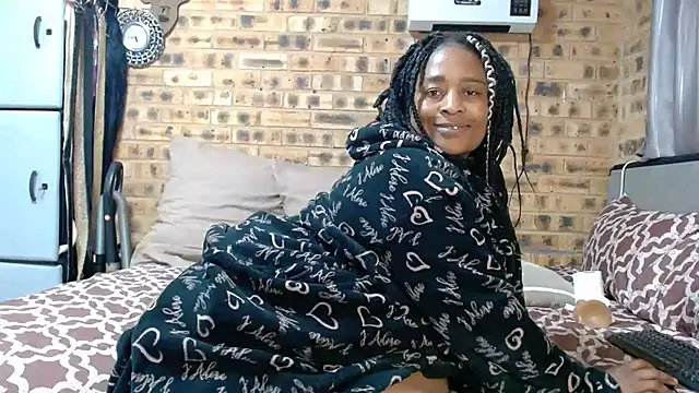 AFRICANBOOTYLICIOUS' Webcam Show