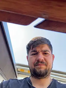 LienalWarplane Pertunjukan Webcam