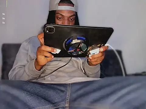 Pokazy przed kamerką – Jamal_bossman