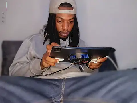 Show modela Jamal_bossman na web-kameri