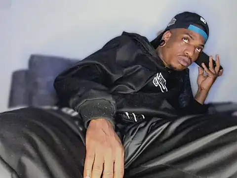Jamal_bossman Show in webcam