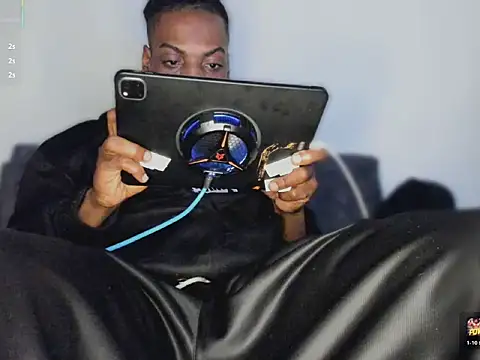 Pokazy przed kamerką – Jamal_bossman
