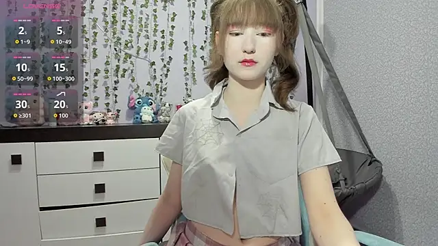 Yoonhee_ki élő XXX-chatje