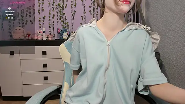 Yoonhee_ki Live XXX Chat