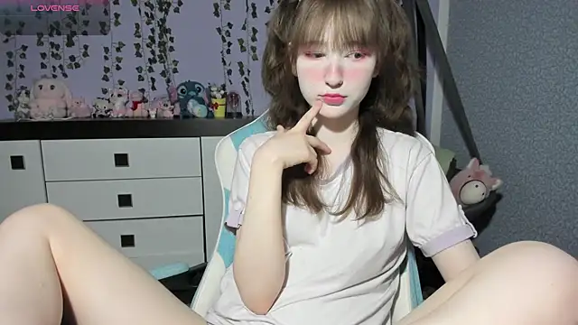 Yoonhee_ki Adlı Modelin Canlı XXX Sohbeti