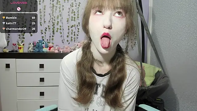Yoonhee_ki Chat XXX in diretta