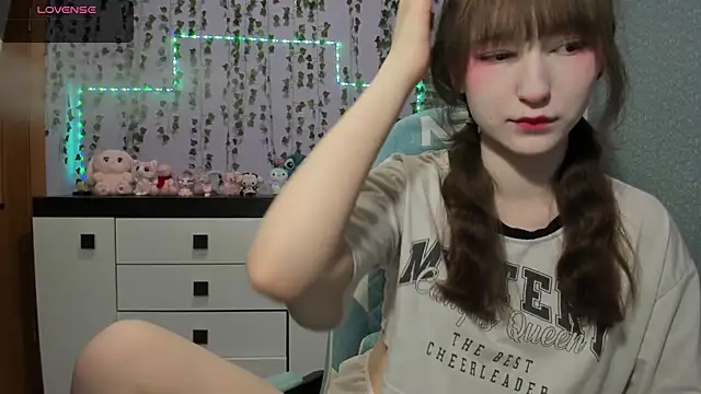 Yoonhee_ki Chat XXX in diretta