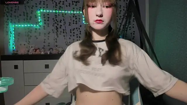 Yoonhee_ki's Live XXX Chat