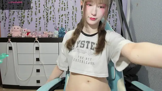 Yoonhee_ki Chat XXX in diretta