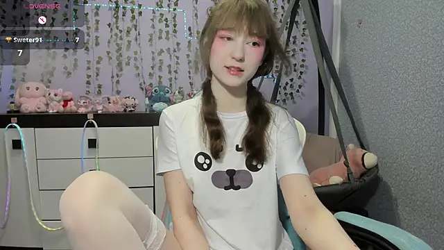 Yoonhee_ki Adlı Modelin Canlı XXX Sohbeti