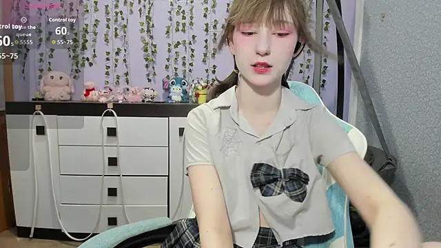 Yoonhee_ki's Live XXX Chat