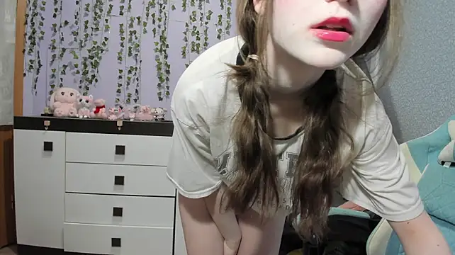 Yoonhee_ki Adlı Modelin Canlı XXX Sohbeti