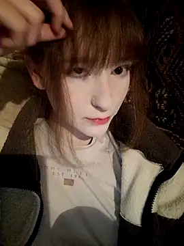 צ'אט XXX בשידור חי של Yoonhee_ki