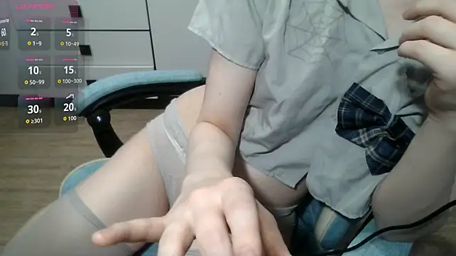 Yoonhee_ki's Webcam Show