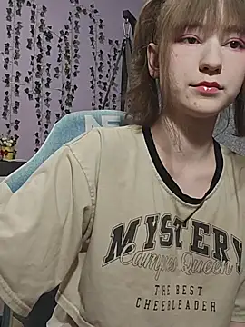 Yoonhee_ki's Live XXX Chat