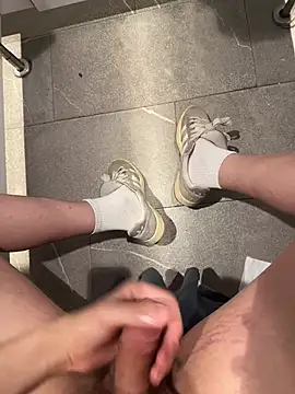 SXkinkyturk webcam show