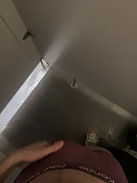 SXkinkyturkn Webbikameraesitys