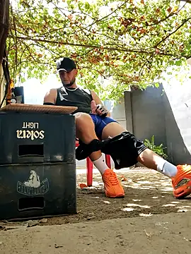 PIGHIGHDIRTY_p0: διαδικτυακό σόου στην κάμερα