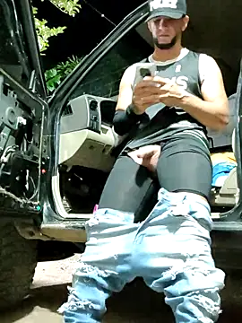 PIGHIGHDIRTY_p0n Webbikameraesitys